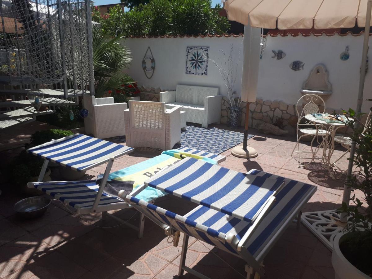 Domus Claudio Garden - Monolocale Con Giardino Privato Apartment Fiumicino Exterior photo